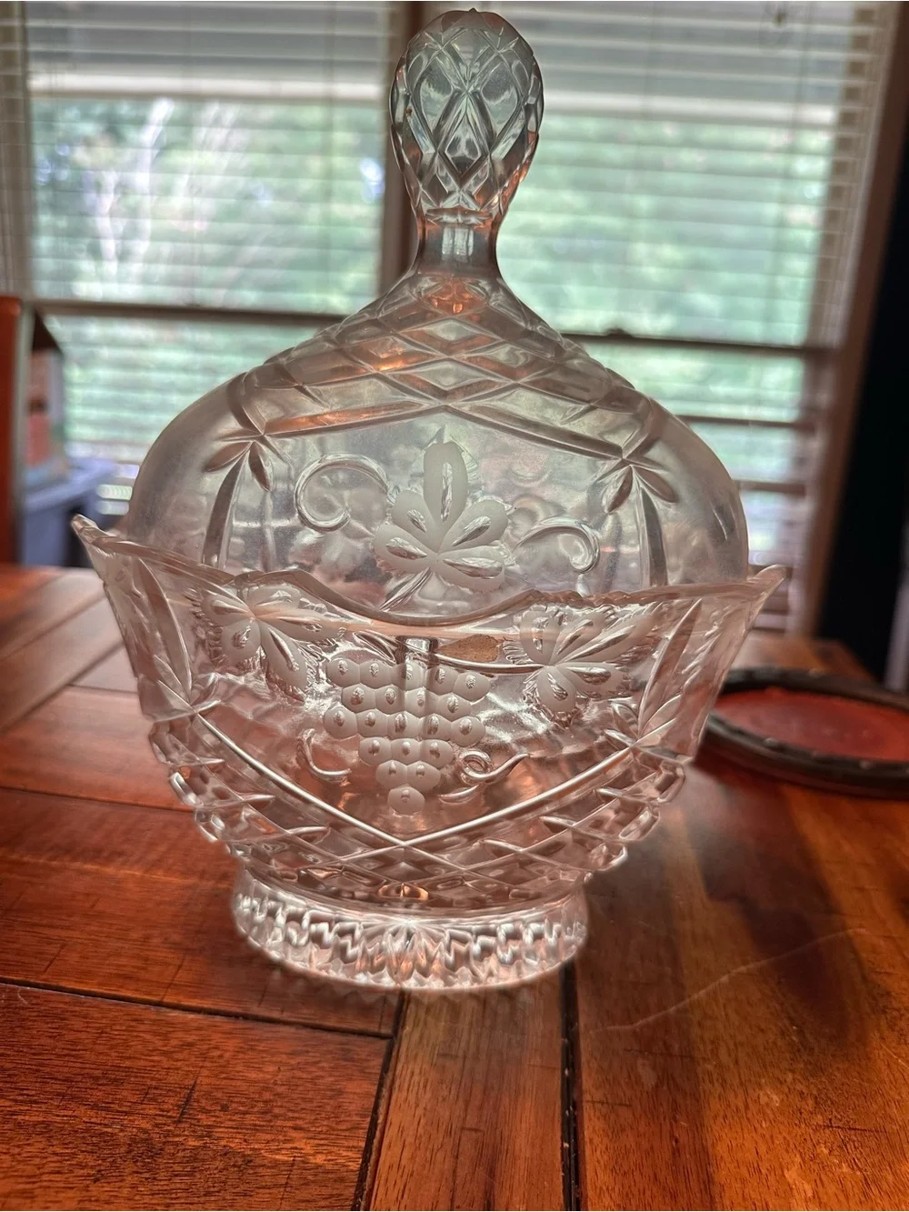Shannon Crystal Grape Design Candy Box Dish Godinger made in Poland